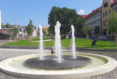 Havlíčkův Brod: Revitalizace náměstí oceněna za zeleň a vodní prvky
